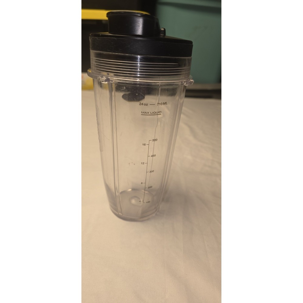 24 oz (710 ML) Tritan blender cup designed for Nutri Ninja Includes Sip Lid